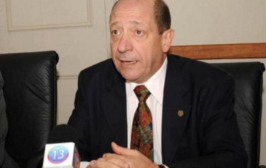 Superti: �&iquest;Los que hablan de doble moral saben del principio de inocencia?".