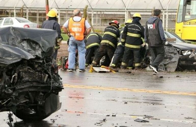 Tr&aacute;nsito reducido sobre la ruta 21 frente al aeroclub. Foto: Alan Monz&oacute;n / Rosario3.com