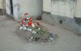 La precaria tumba del cura Juan Viroche. Foto: @SoniaPalavecino