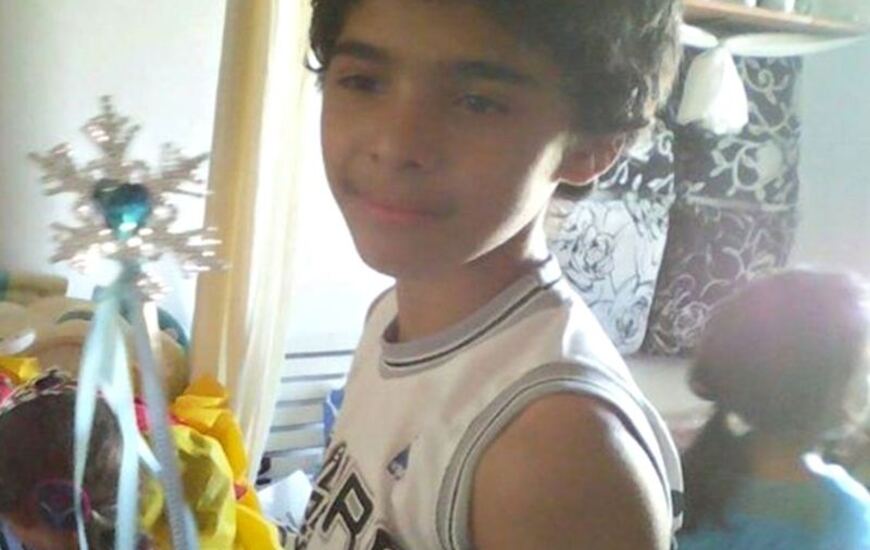 Lucas tiene 14 años y falta desde este jueves de su domicilio.