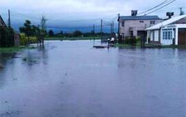 Imagen de Cayeron m&aacute;s de 230 mil&iacute;metros en el norte provincial y se suspendieron las clases