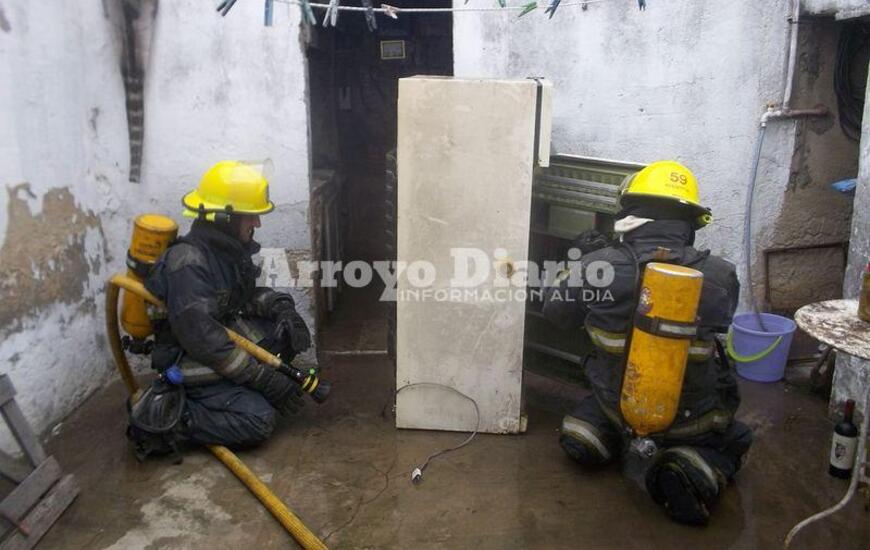 R&aacute;pidos. Tras la llamada y en pocos minutos, una dotaci&oacute;n se present&oacute; en el lugar del evento.