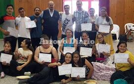 Los profes de "Los Gurises" anfitriones durante la estad&iacute;a de Facundo Mercado en nuestra ciudad.