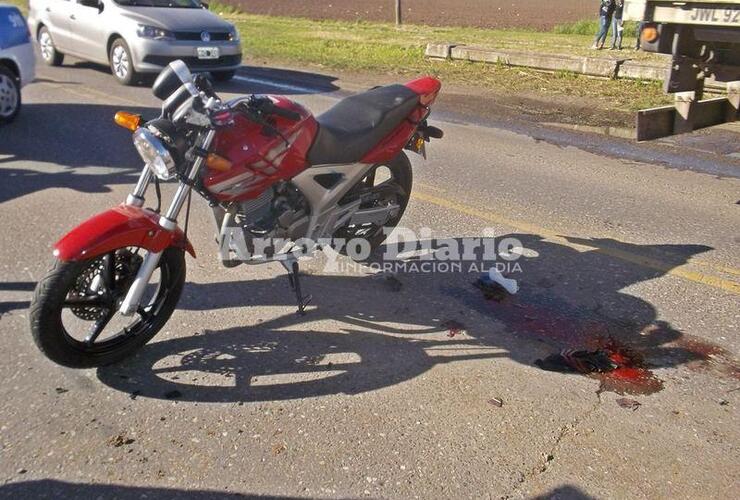 Imagen de Sobre Ruta 21: Un herido tras accidente entre moto y auto