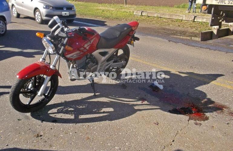 Imagen de Sobre Ruta 21: Un herido tras accidente entre moto y auto
