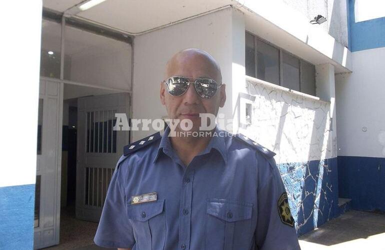Luciano Vallejos, sub jefe de la comisar&iacute;a 27.