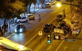 Imagen de Muri&oacute; un peat&oacute;n al ser atropellado por un colectivo de Rosario Bus