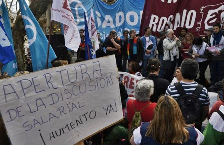 Imagen de Los docentes también tendrán su bono salarial de fin de año