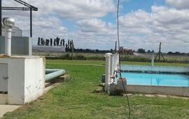 Imagen de Fumigan con agrot&oacute;xicos a metros de una planta potabilizadora