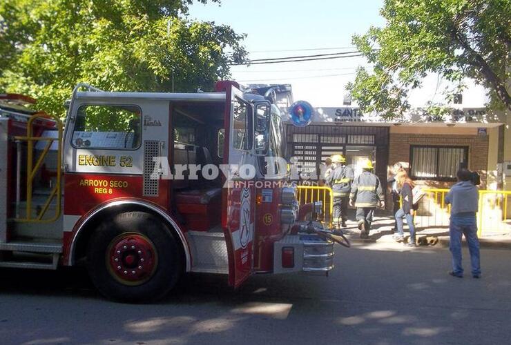 Imagen de Arroyo Seco: Activan protocolo de emergencia por amenaza de bomba en escuela