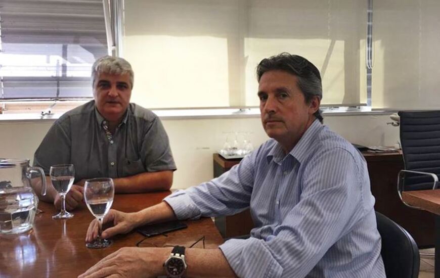 Imagen de El intendente junto al ministro Garibay