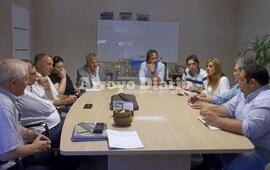 Imagen de La Comuna de General Lagos y la Facultad de Medicina firmaron importante convenio