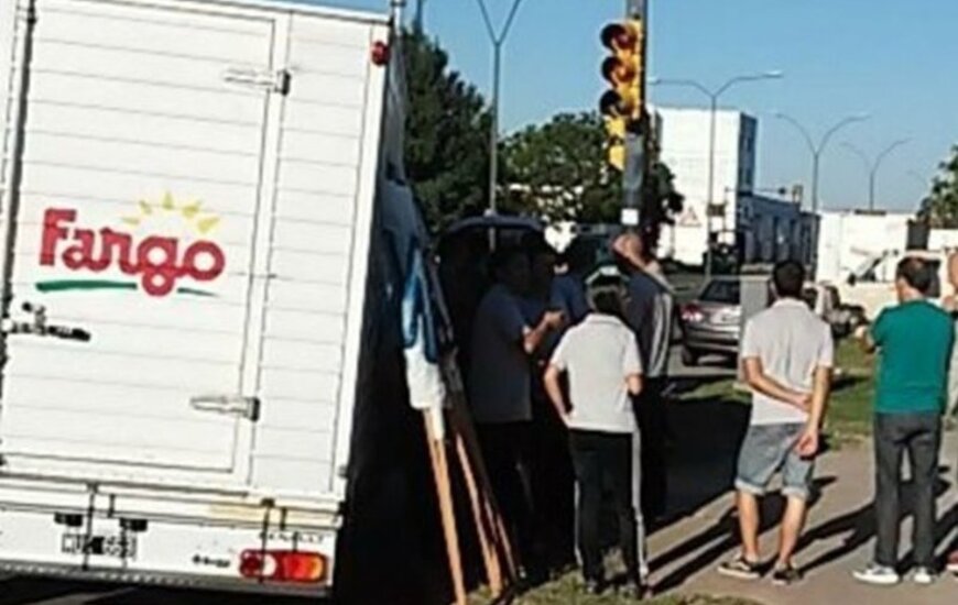 Imagen de Distribuidores de una empresa de alimentos advierten que peligran sus fuentes laborales