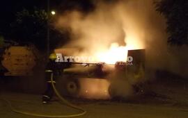 Acudieron al llamado. Una dotaci&oacute;n de bomberos se present&oacute; en el lugar tras la llamada de emergencia.