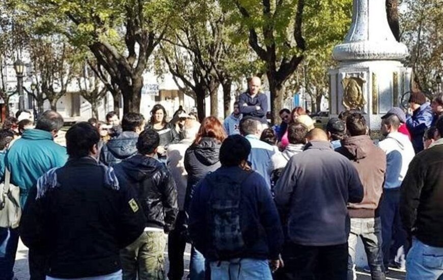 Con un mismo objetivo. Los damnificados vienen manteniendo reuniones para exigir soluciones. Foto: Diario El Sur