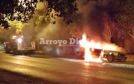 Imagen de Incendio de vehículo en Ruta 21 y Libertad