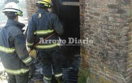 Imagen de Fuego en el predio del ferrocarril: ¿incendio intencional?