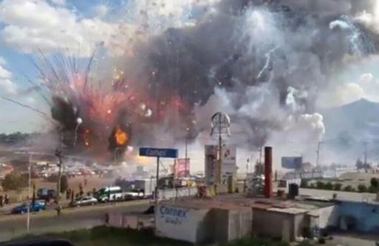 Imagen de Al menos 29 muertos y 70 heridos al estallar una fábrica de pirotecnia en México