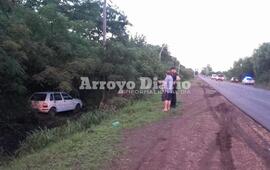 Imagen de Iba por ruta y despist&oacute; con su veh&iacute;culo