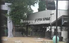 Imagen de Proh&iacute;ben salir del pa&iacute;s a los organizadores de la fiesta de Arroyo Seco donde murieron dos j&oacute;venes