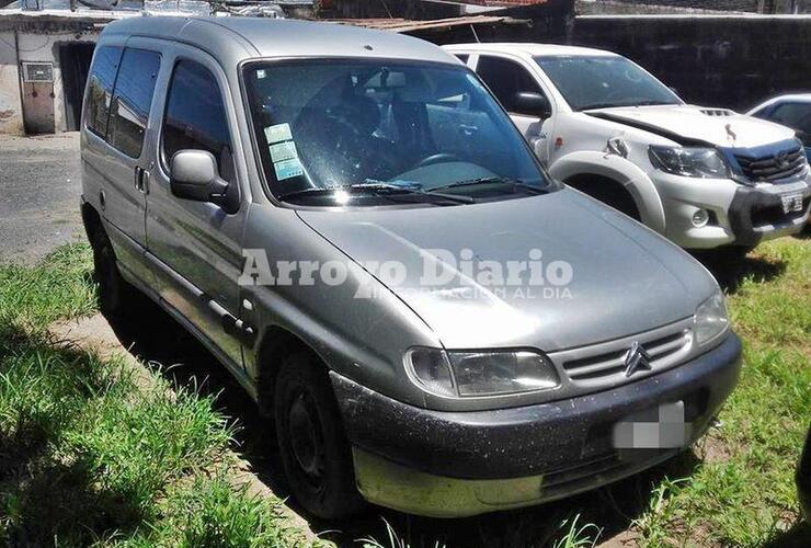 En la sub 13. La camioneta en la que se movilizaban los autores del robo quedó bajo custodia en la comisaría de General Lagos.