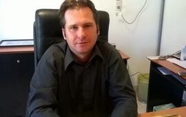 En la embarcaci&oacute;n iban cuatro personas. Foto: talcualchajari.com.ar