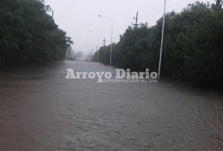 Imagen de Así estamos en el puerto, aislados de todo