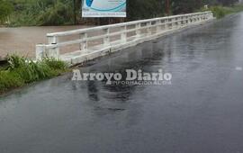 La postal antes de que rebalse el Arroyo Seco ayer domingo. Foto: Archivo AD
