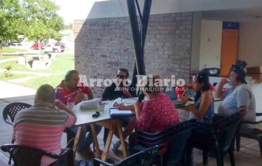Imagen de Ahora! Transmisión especial Radio Extremo 106.9 y FM Asunción 90.7