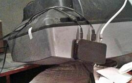 Dentro de la casa los objetos se mueven solos. As&iacute; quedo el televisor. Foto: Notilagos