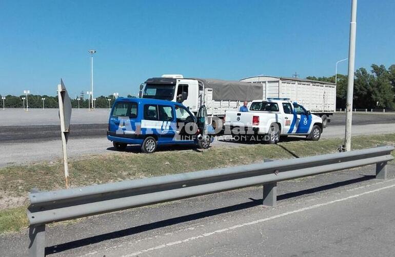 Imagen de Camiones retenidos tras controles en Planta Dreyfus