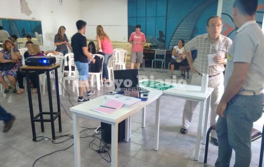 Imagen de Para obtener la licencia: capacitaci&oacute;n y concientizaci&oacute;n en educaci&oacute;n vial