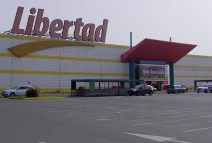 Imagen de Despidieron a diez empleados del supermercado Libertad