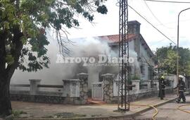 Imagen de Conmoci&oacute;n: incendio en una vivienda provoc&oacute; da&ntilde;os materiales