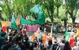 Gremios siguen exigiendo que el gobierno nacional se siente a negociar para establecer una pauta para el resto de las provincias. Foto: Leonardo Galleto