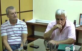 En el Concejo. El Presidente del Cuerpo Legislativo, Miguel Ángel Coradini junto al Ing. Rubén Saravia. Foto: Gentileza Canal 2
