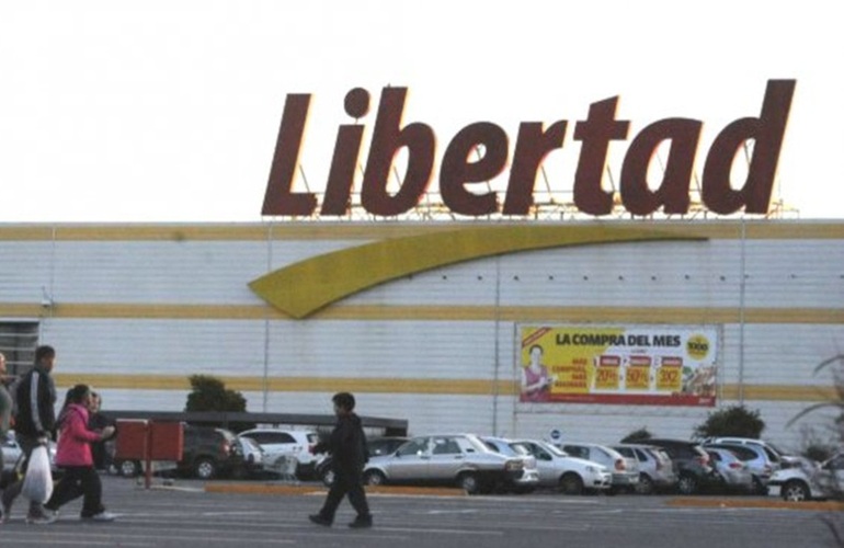 Imagen de El hipermercado Libertad le pidió a la Justicia rosarina que le permita abrir los domingos