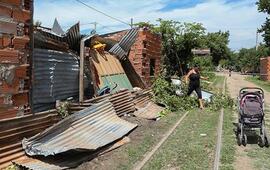 La vivienda donde la beb&eacute; se encontraba al momento del descarrilamiento. Foto: Alan Monz&oacute;n/Rosario3.com