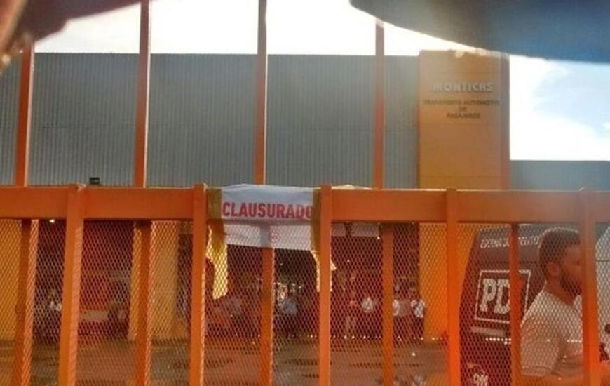 Este lunes se allanaron y clausuraron las oficinas de Monticas. Foto: Rosario3.com