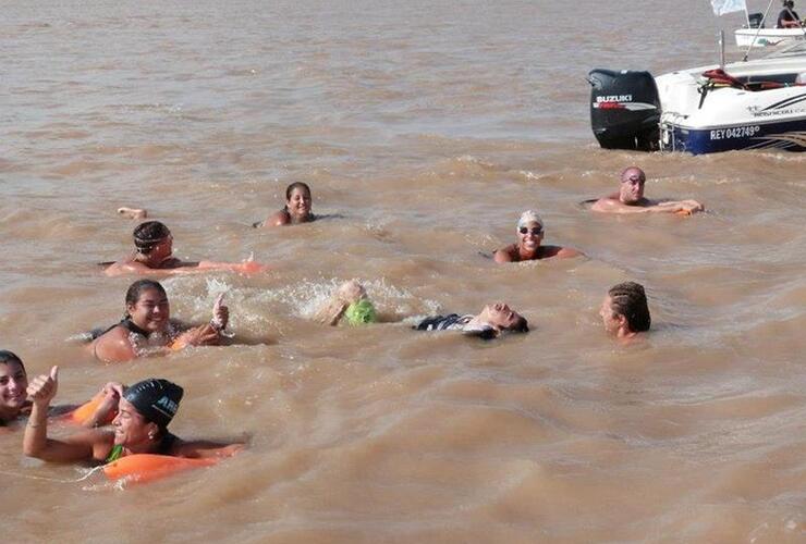 Imagen de Los Tiburones vuelven a nadar en el Río Paraná!!!