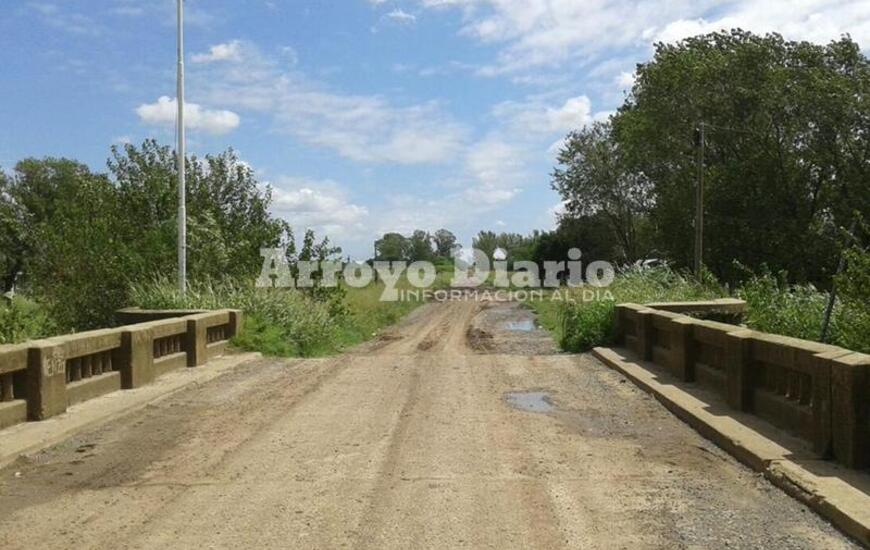 Peligroso. Seg&uacute;n los vecinos y la gente que utiliza el camino a la altura del puente, el lugar est&aacute; tomado por los ladrones.