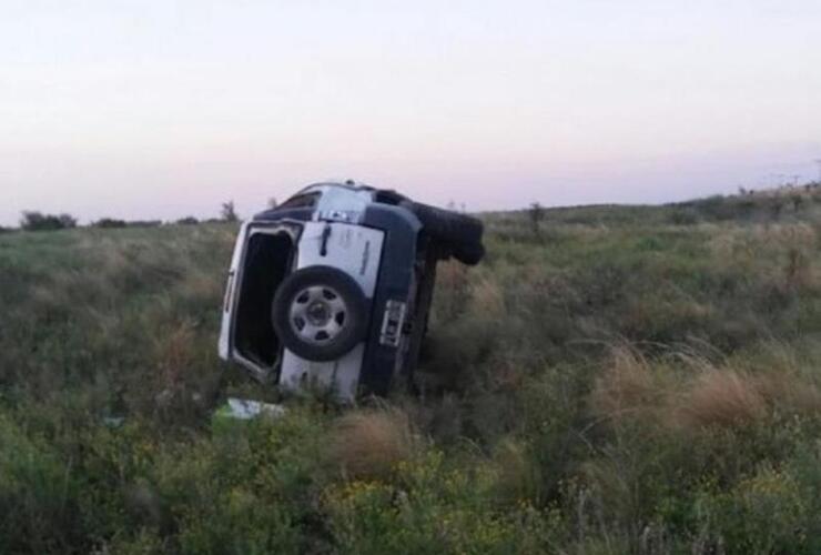 Imagen de Un hombre caminó tres kilómetros con su hijo en brazos para tratar de salvarlo