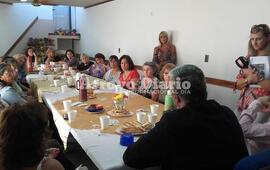 Con atenci&oacute;n. Cada una de las presentes escuch&oacute; con atenci&oacute;n y respeto a todas sus pares; lo mismo el intendente Nizar Esper.