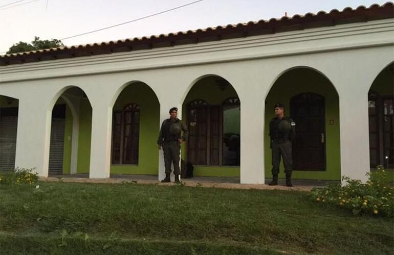 Imagen de Detienen al intendente, al vice y al comisario de Itatí por narcotráfico