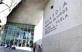 Imagen de Abandonaron a un beb&eacute; en el Vilela con una nota que dec&iacute;a que no pod&iacute;an cuidarlo