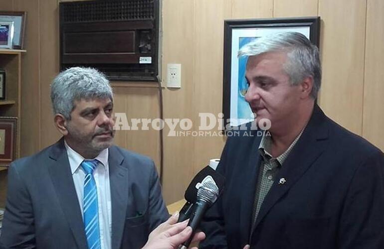 En la municipalidad. La firma del convenio se efectu&oacute; en el despacho del intendente Esper.