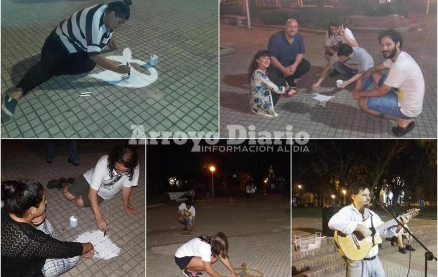 Imagen de Pa&ntilde;uelos Blancos en la Plaza 9 de Julio