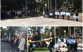 Compilado. Algunas de las postales que dejó el acto de este viernes