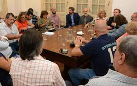 Sobre la propuesta. El ofrecimiento del gobierno santafesino es del 25 por ciento en dos tramos m&aacute;s una cl&aacute;usula gatillo