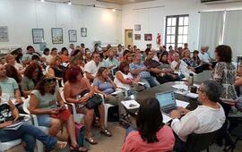 En reunión. Ayer se reunió en Santa Fe la asamblea provincial de Amsafé, y tras ello retrucó la ministra de Educación
